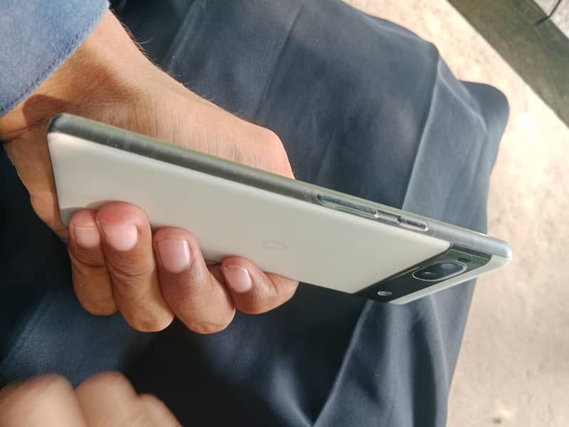 Google Pixel 6a 2