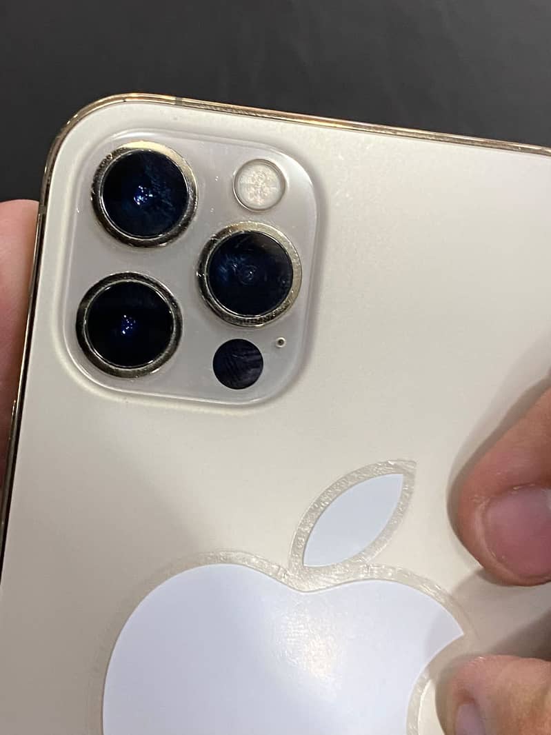 Apple iPhone 12 Pro 6