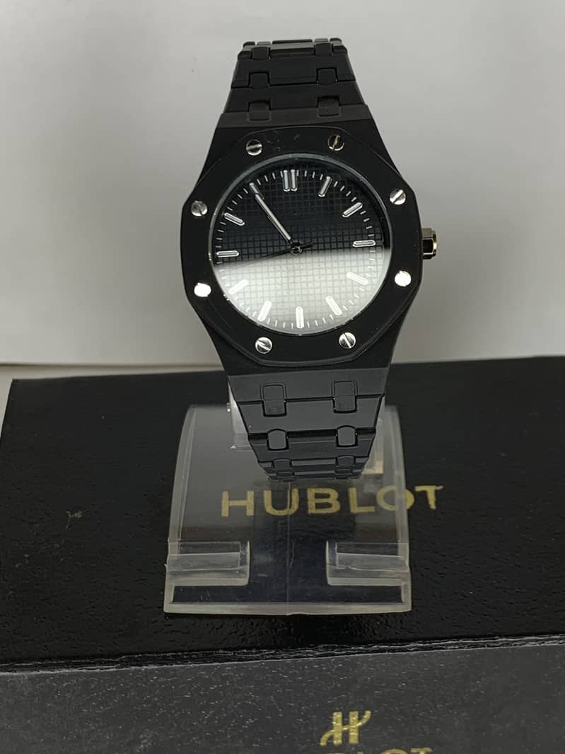 Aura watch 0