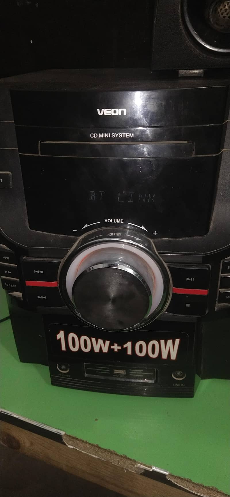 speakers 0