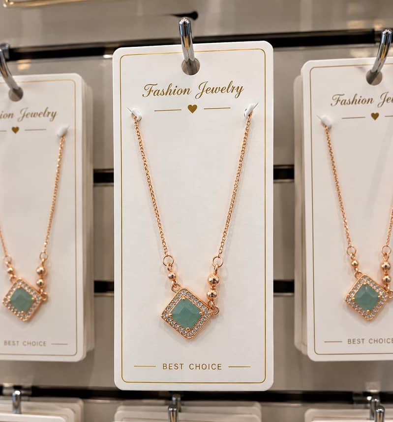 Necklace 0