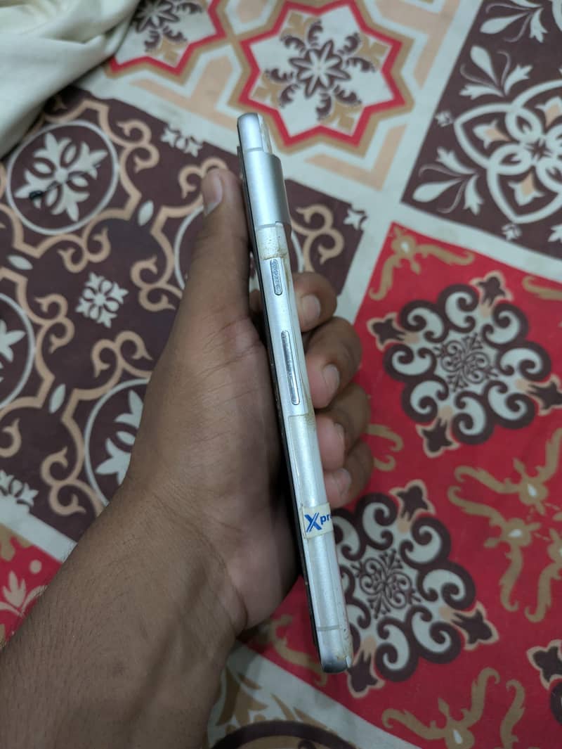 Google Pixel 7 3