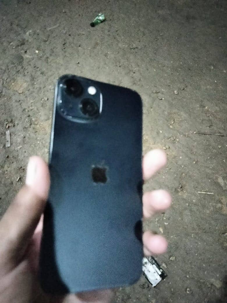 Apple iPhone 13 1