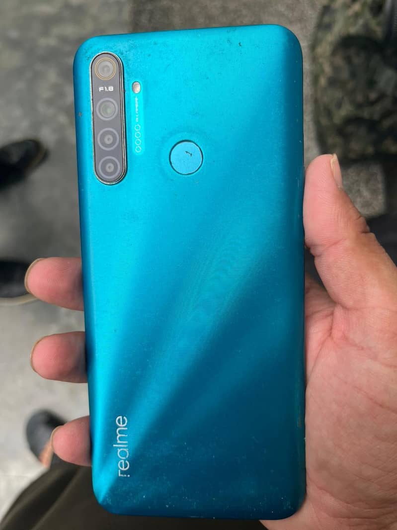 Realme 5i 0