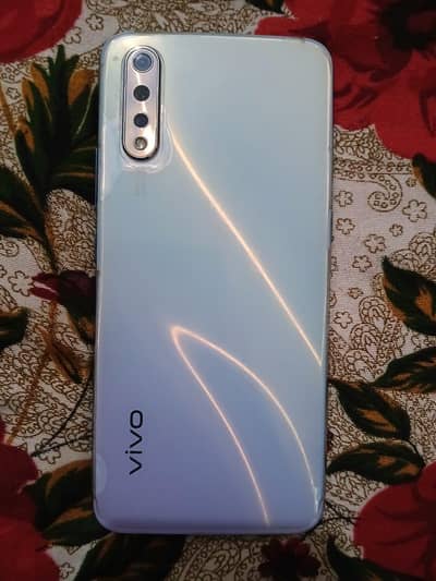 Vivo S1