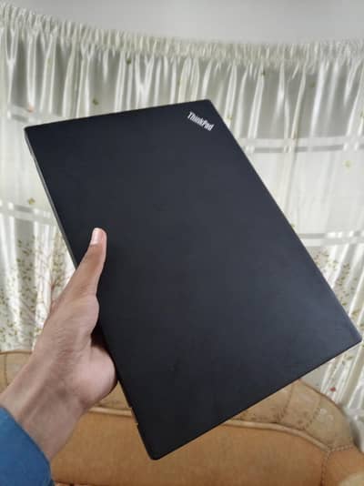 Lenovo T470s - Touch - i5 6th | 8-256 ( Read Full Description)