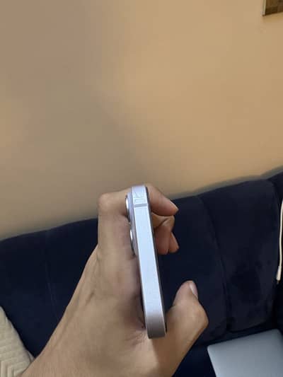 Apple iPhone 14