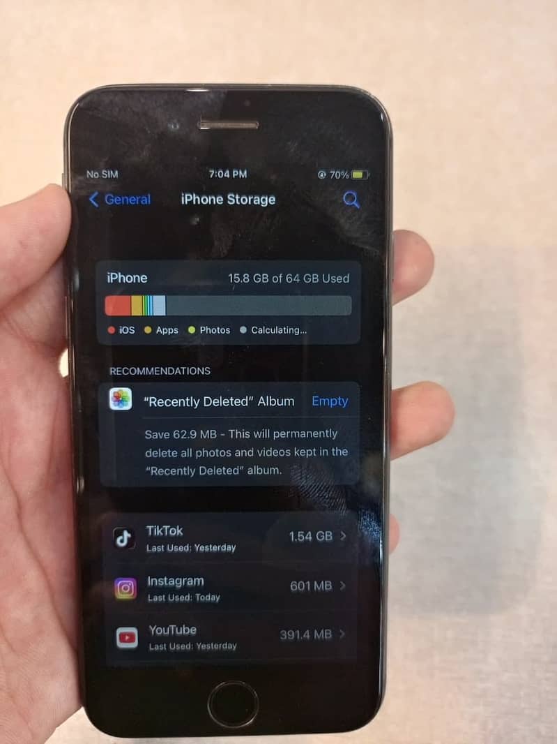 Apple iPhone 8 4