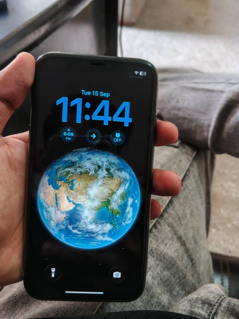 Apple iPhone 11 1