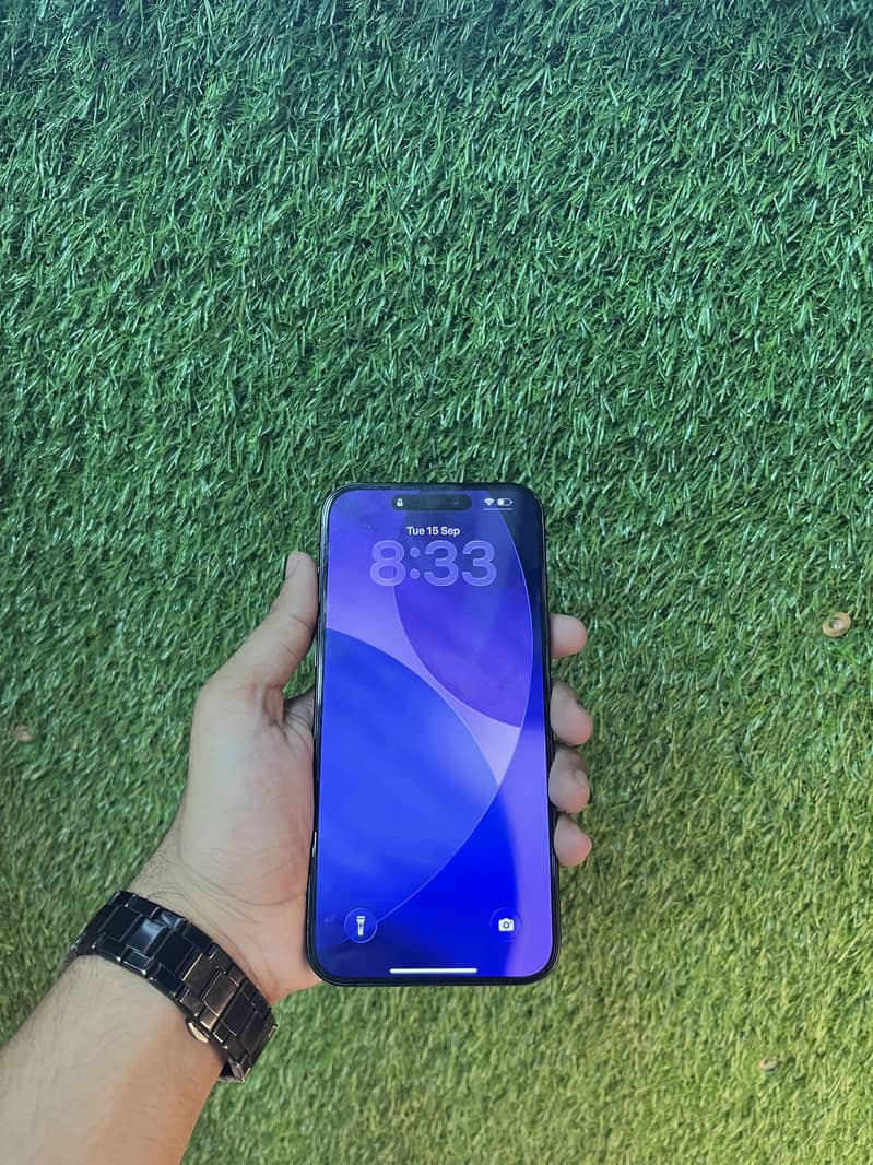 Apple iPhone 15 Pro Max 1