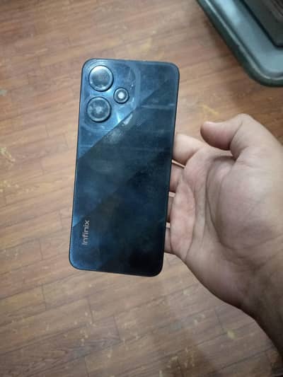 Infinix Hot 30 Play