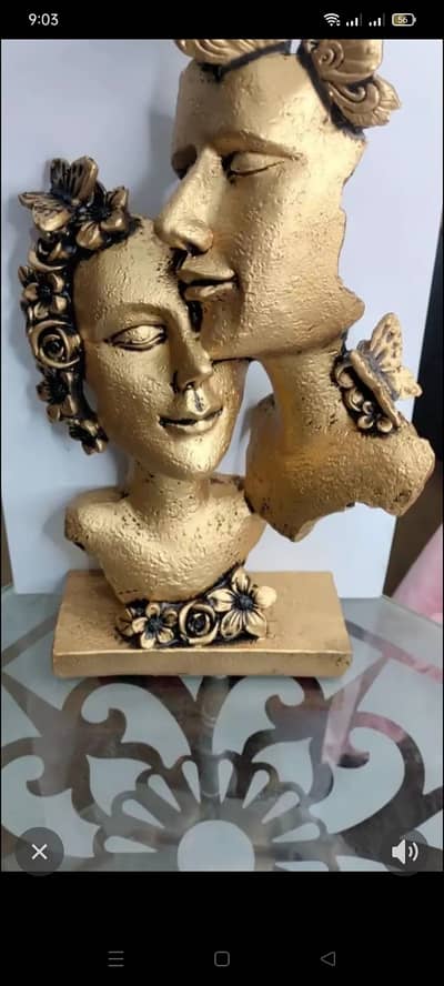 Beautiful Couple Face Statue – Premium Home Decor
