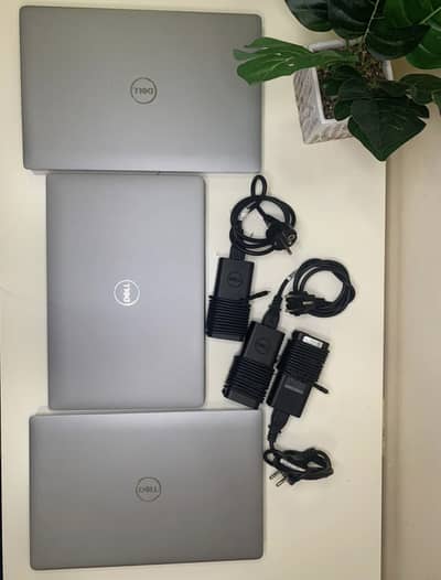 i7 Dell latitude 5420 | 11th Gen | 16/512 | Iris Xe Graphics