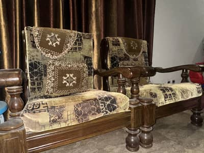Classic vintage wooden 5 seater Sofa - Antique Build