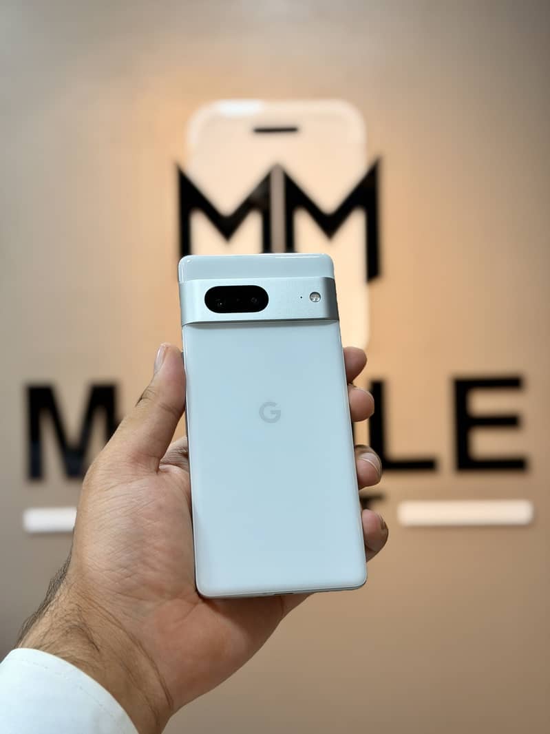 Google Pixel 7 5