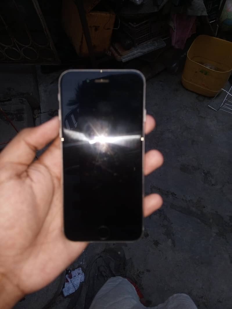Apple iPhone 6 2