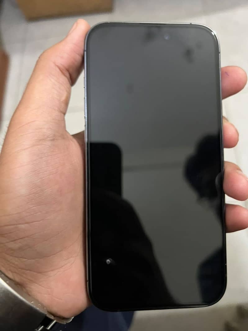 Apple iPhone 14 Pro 1