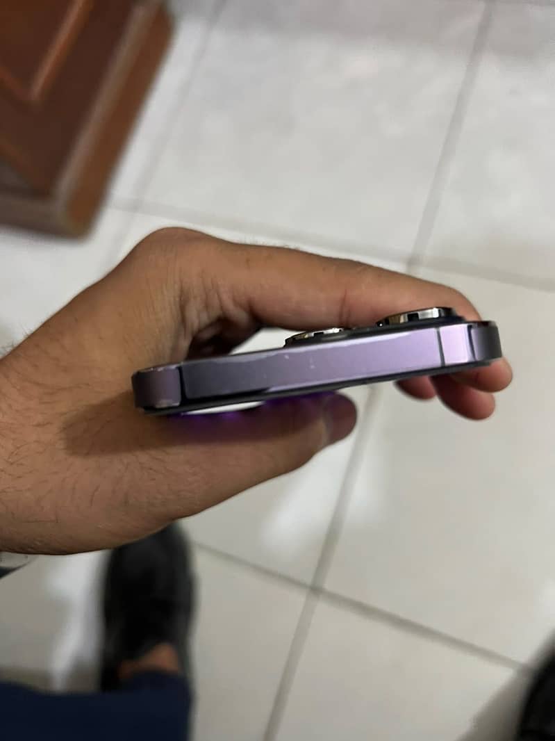 Apple iPhone 14 Pro 2