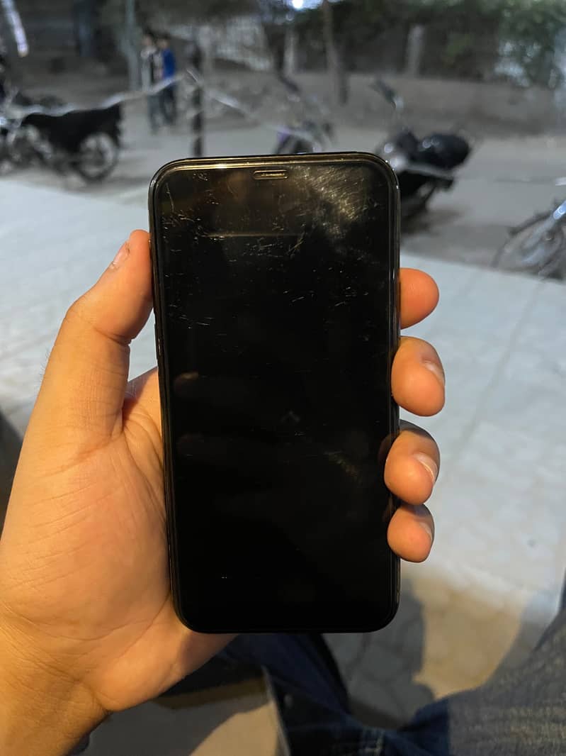 Apple iPhone 11 Pro 5