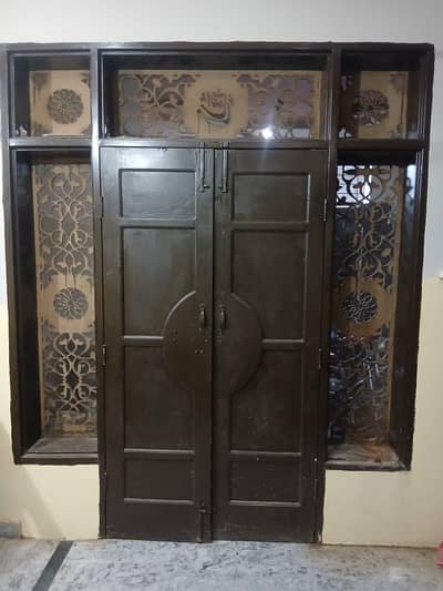Doors lock