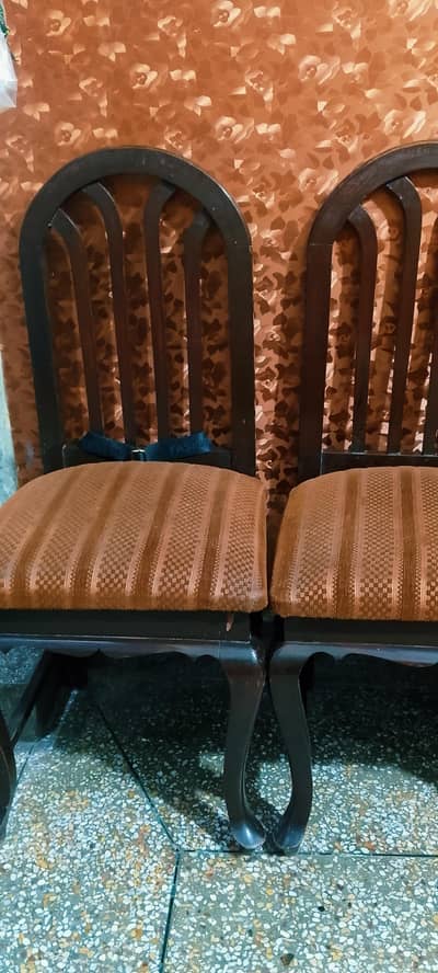 dining table with 6 chairs