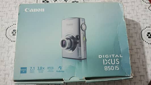 Canon DIGITAL IXUS 850 IS compact digital camera