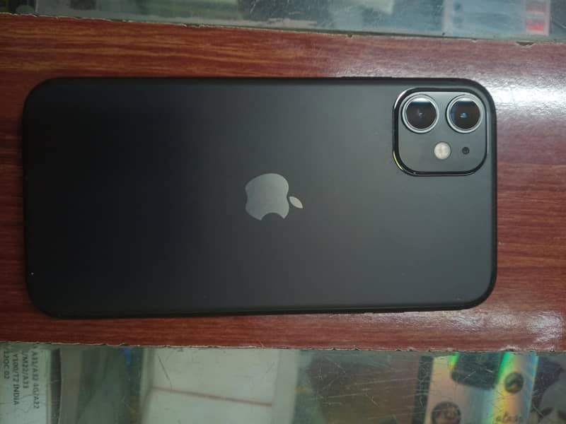 Apple iPhone 11 3