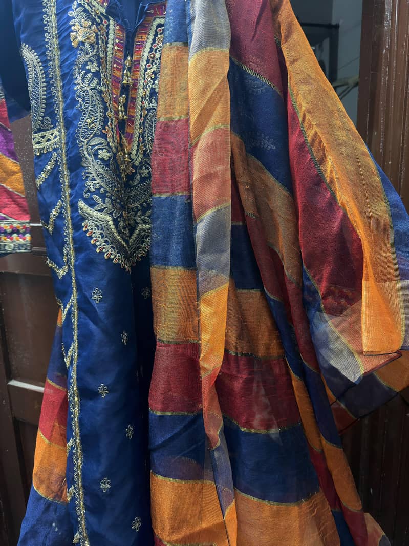 dresses 10