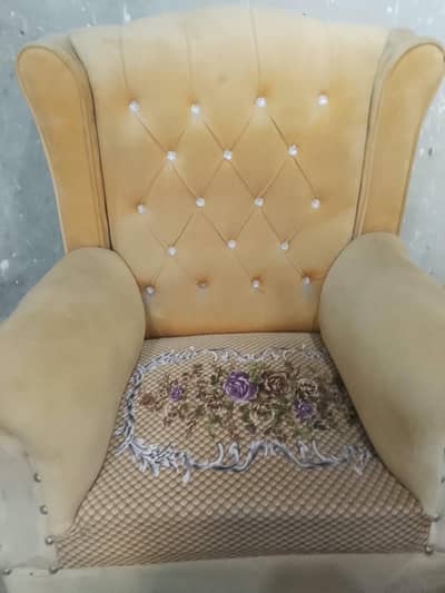 used sofa set for sale in good condition