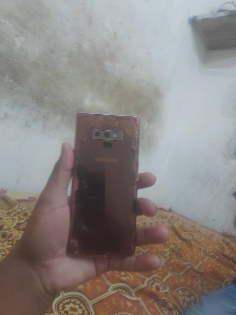 Samsung Mobile Note 9 5