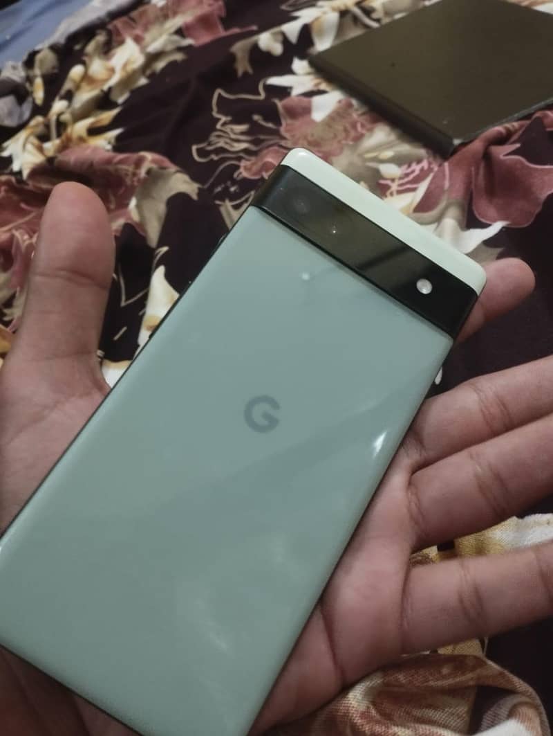Google Pixel 6a 3