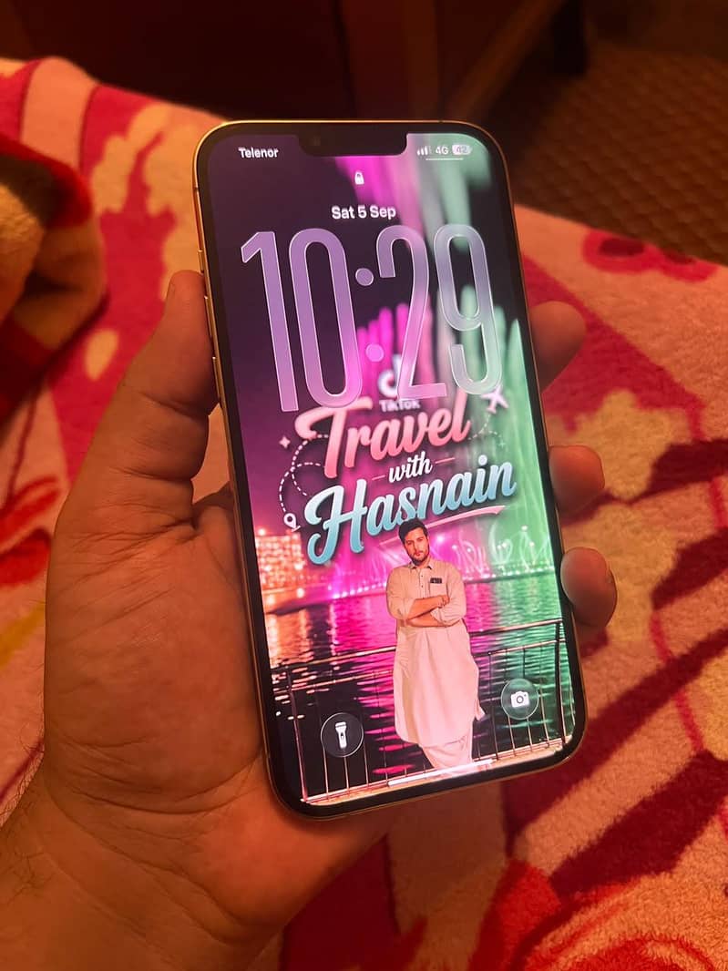 iPhone 13 Pro Max 1