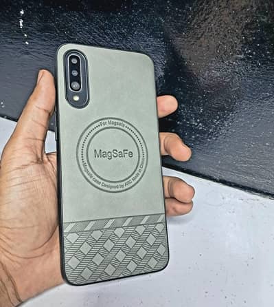 Samsung Mobile A70