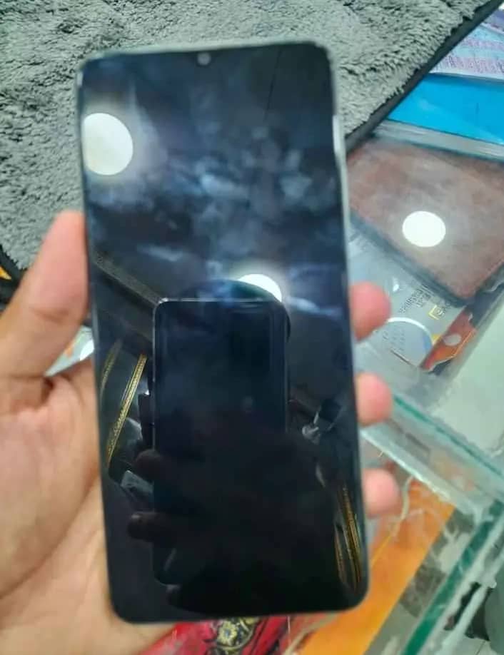 OPPO A38 1