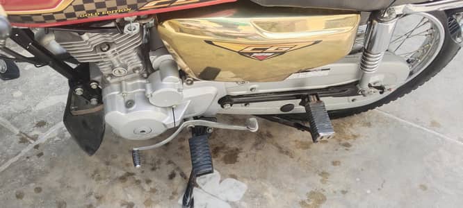 Honda CG special gold edition
