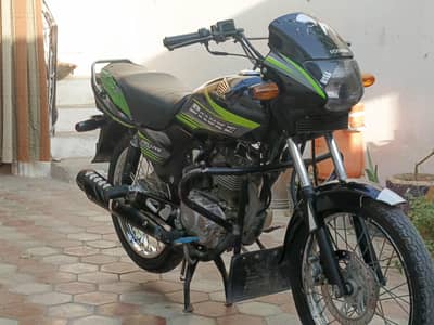 Honda deluxe 5 gears For sale