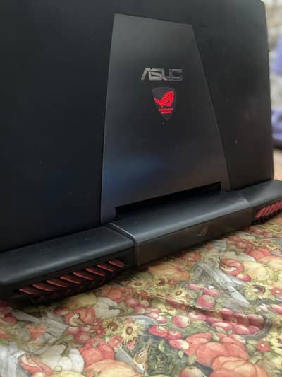 ASUS GAMING LAPTOP. .