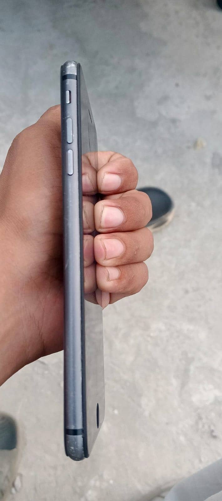 Apple iPhone 8 Plus 3