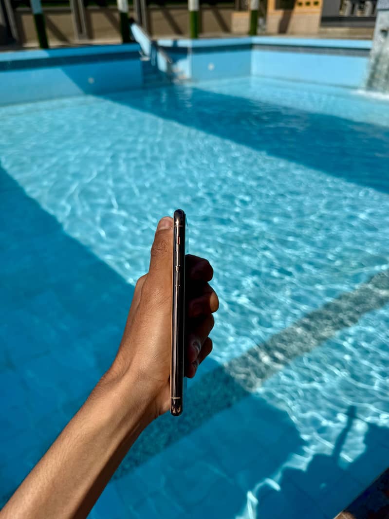 Apple iPhone 11 Pro 5