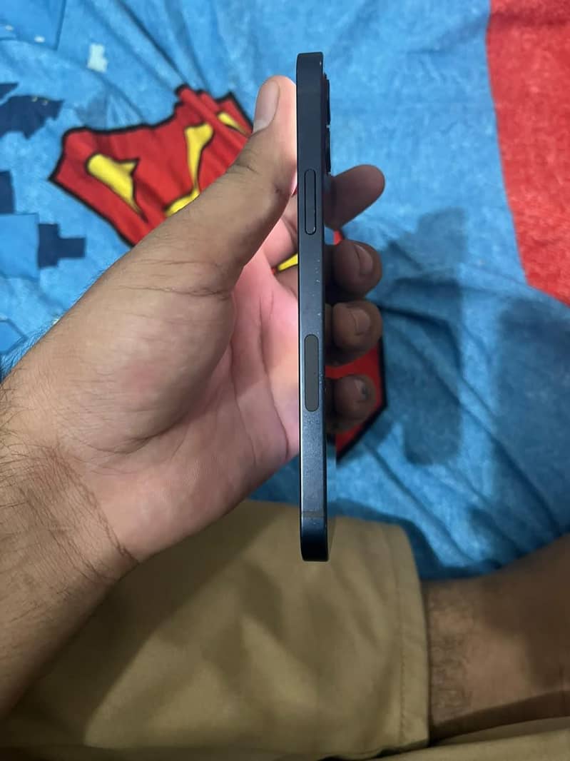 Apple iPhone 12 1