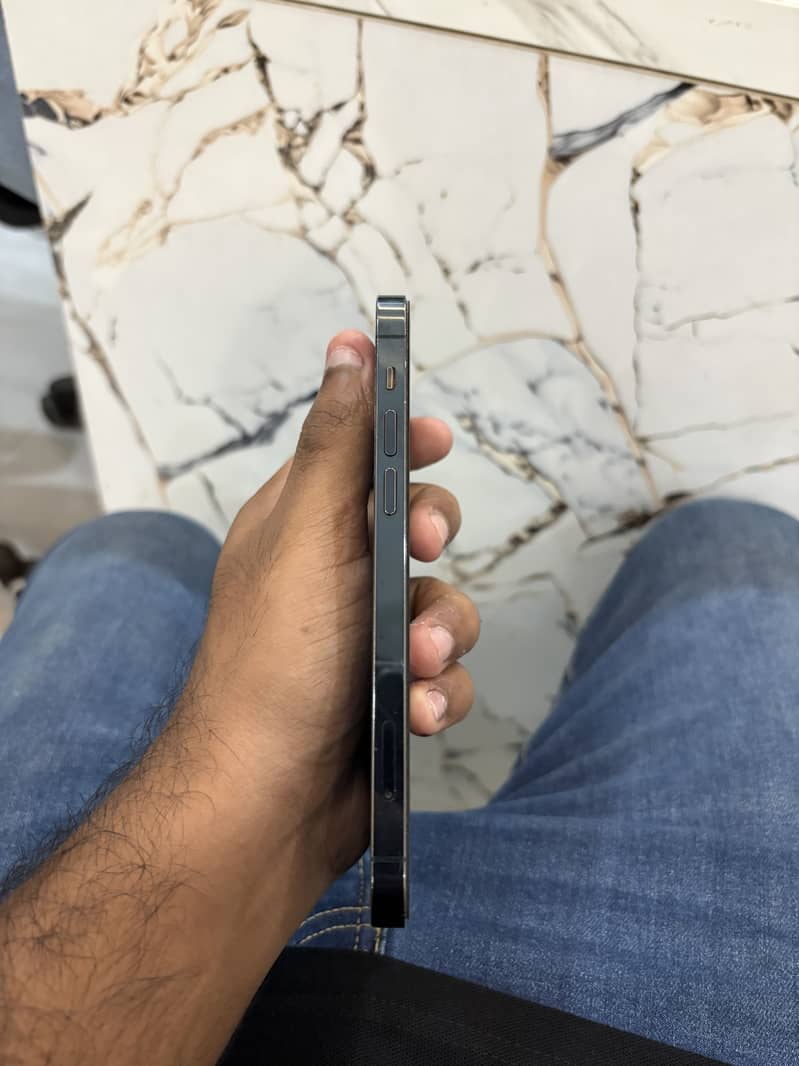 iPhone 12 Pro 2