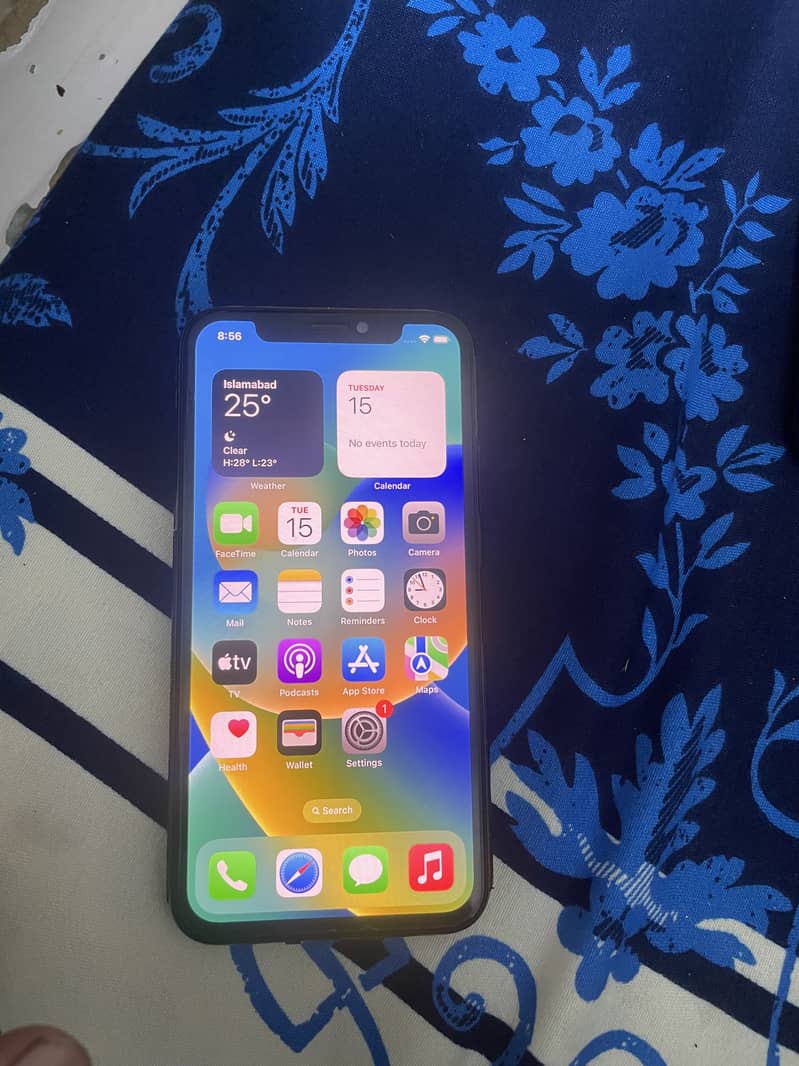 Apple iPhone X 0