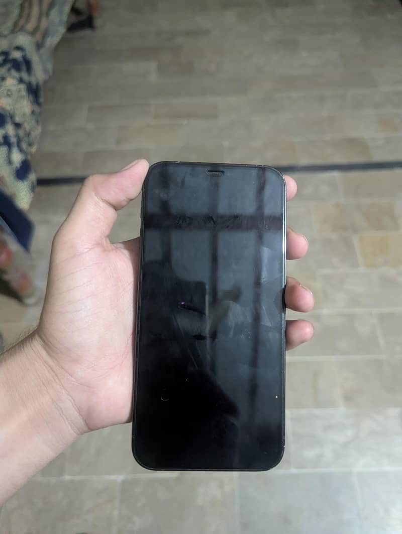 Apple iPhone 12 Pro 1
