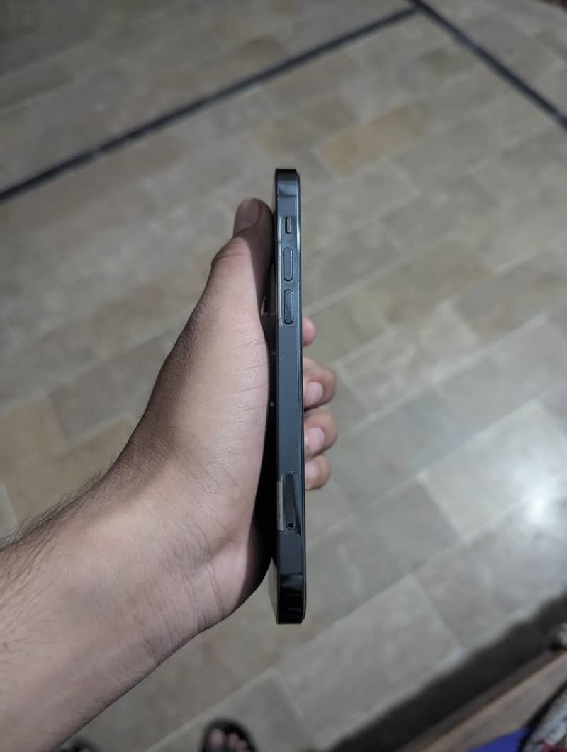 Apple iPhone 12 Pro 5
