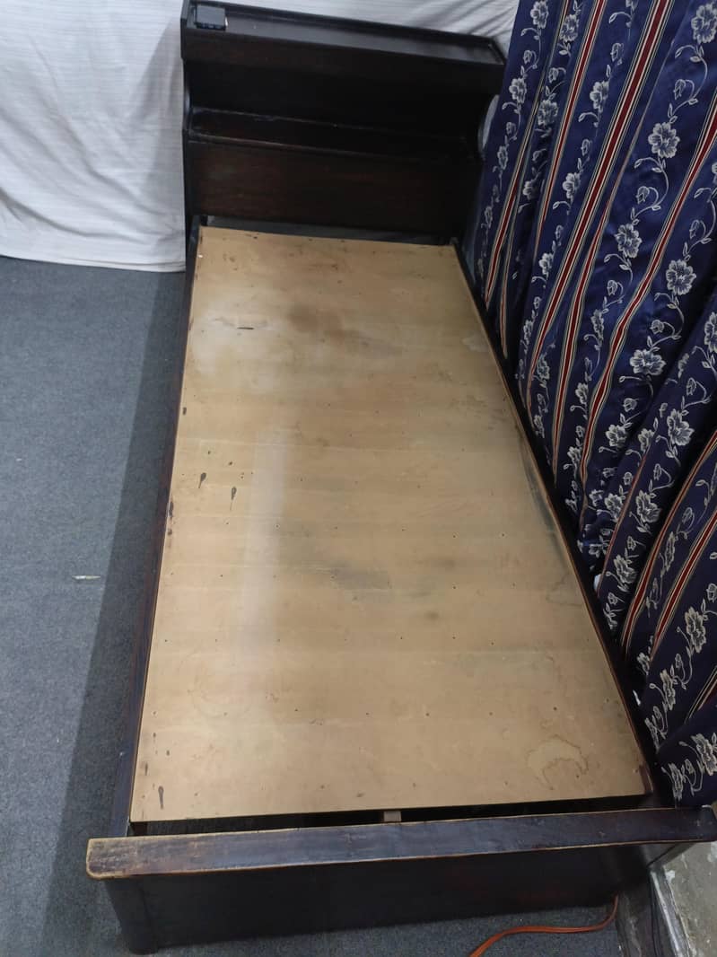 2 single bed 1