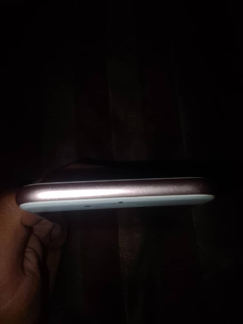 Apple iPhone 7 2