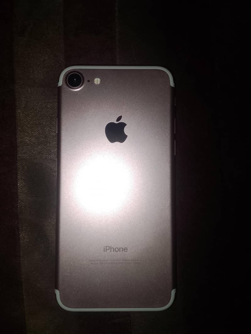 Apple iPhone 7 5