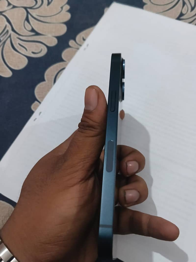 IPHONE 13 1