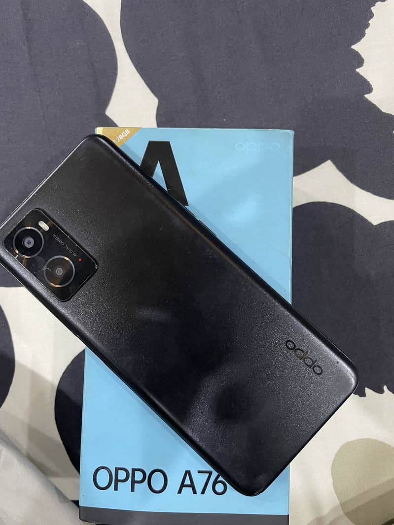 OPPO A76 0