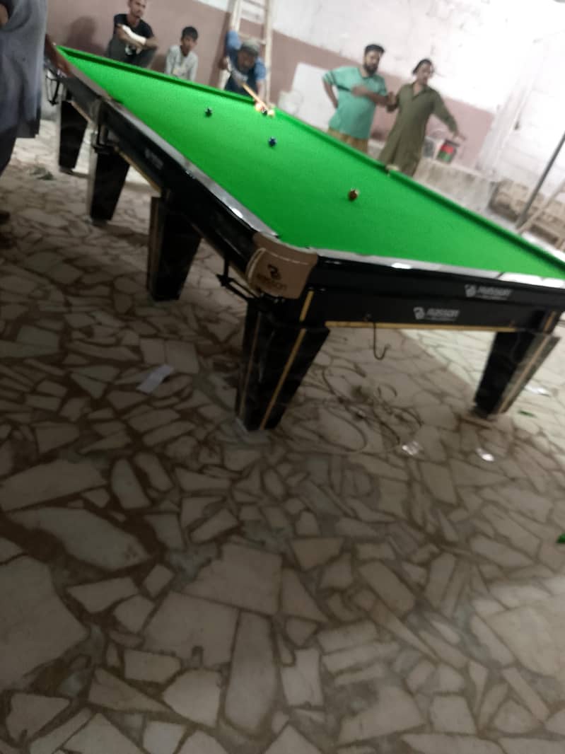 snooker tables 1